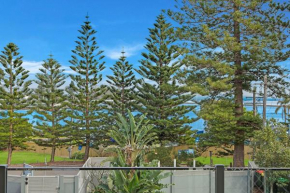 Regency Court 3, Central Coast
